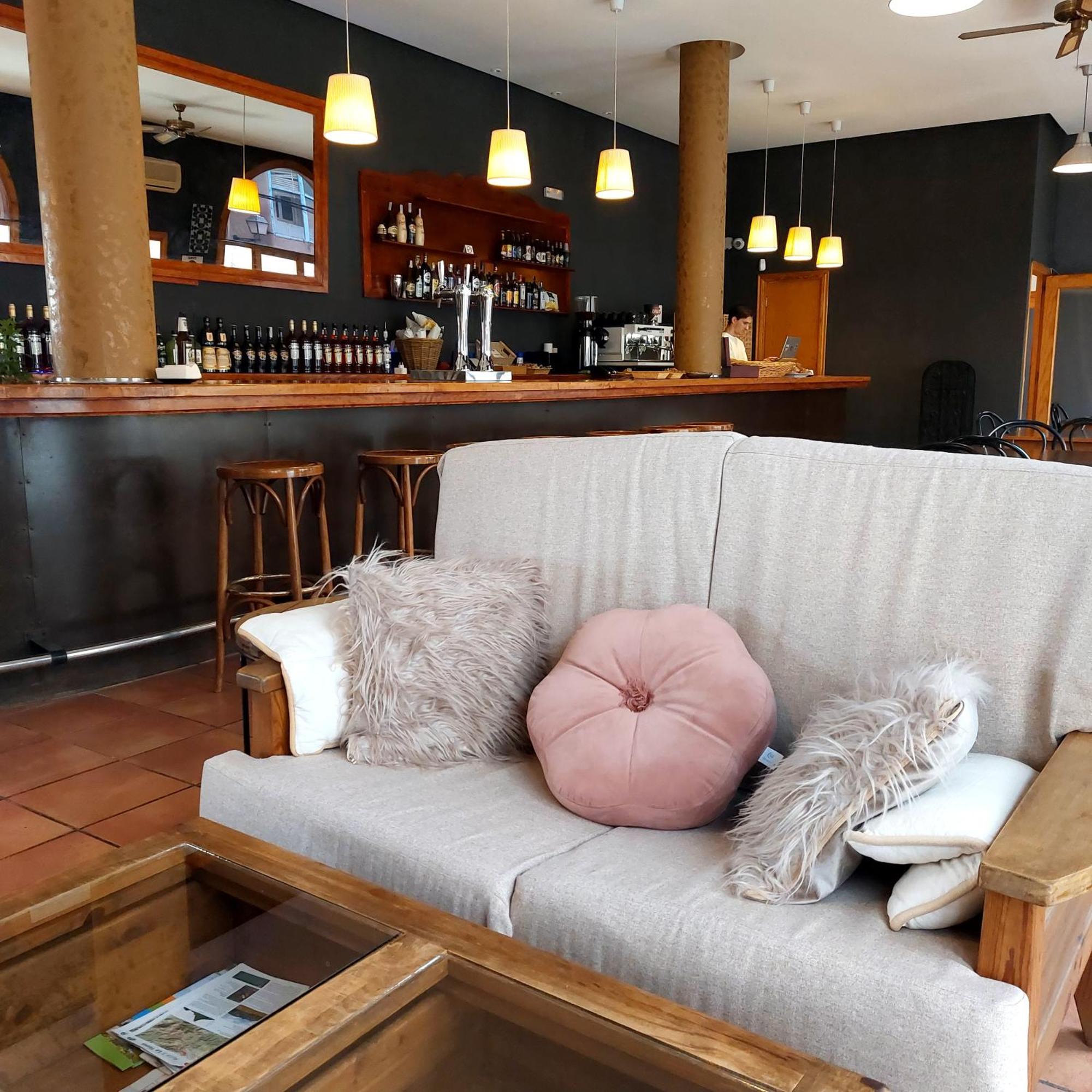 Hostal Tastavins Penarroya De Tastavins Luaran gambar