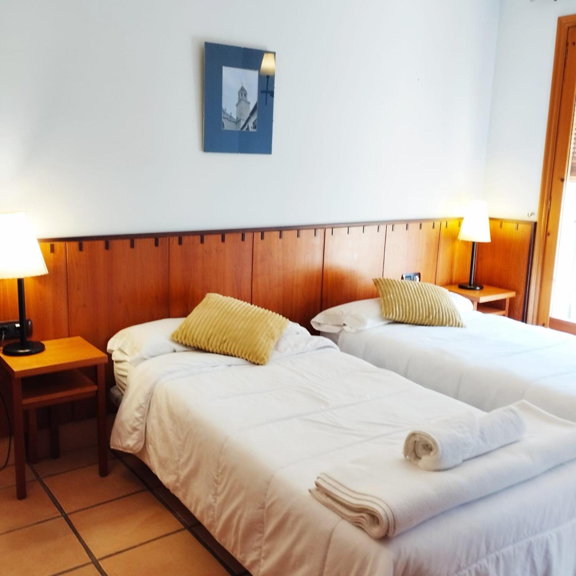 Hostal Tastavins Penarroya De Tastavins Luaran gambar