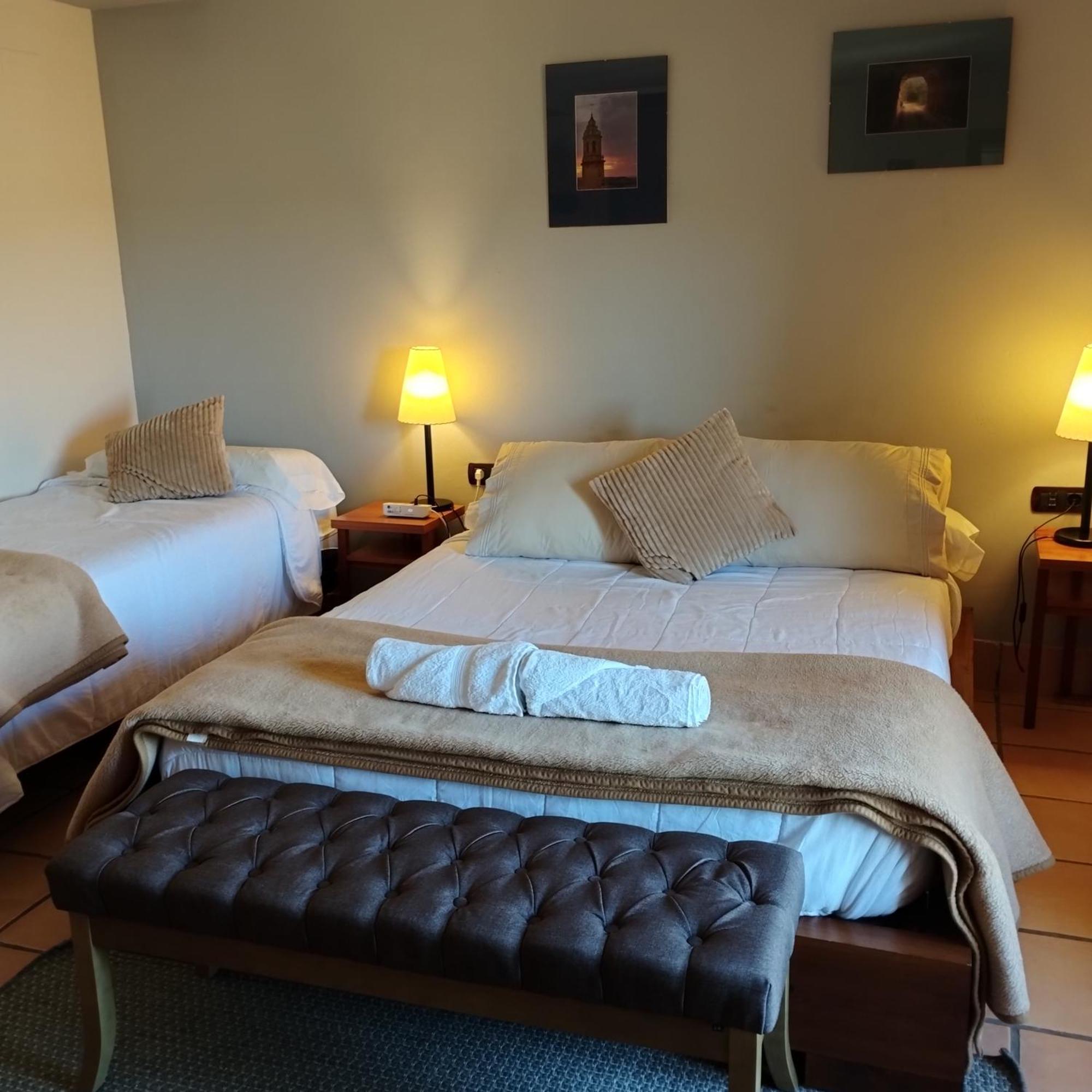 Hostal Tastavins Penarroya De Tastavins Luaran gambar