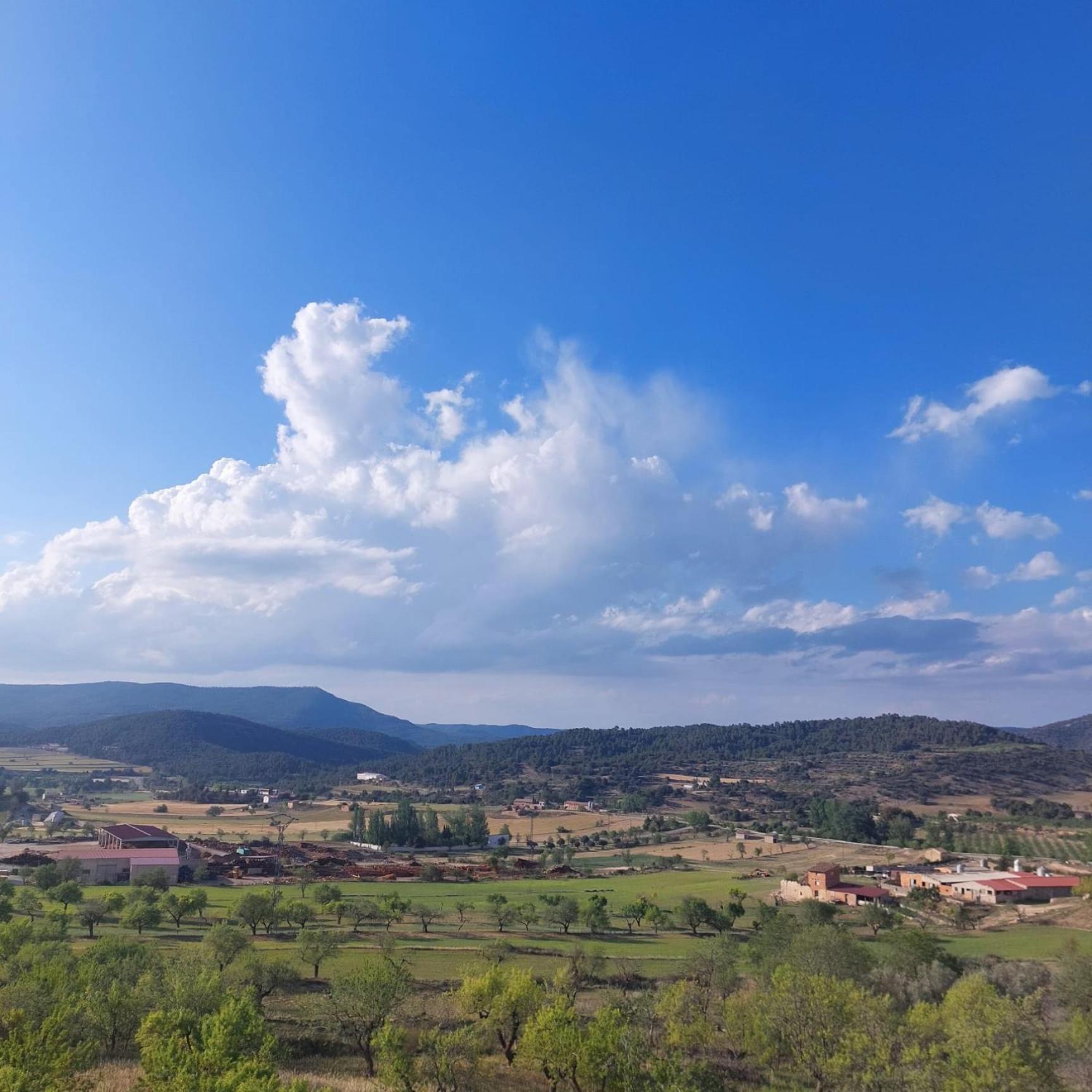 Hostal Tastavins Penarroya De Tastavins Luaran gambar